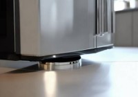 美菱雅典娜冰箱快速响应售后告诉你-冰箱底部安装底座有必要吗？安全稳定解析