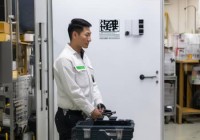 福代锁防盗门VIP热线分享←青岛防盗门安装猫眼：安全升级，便捷生活新选择